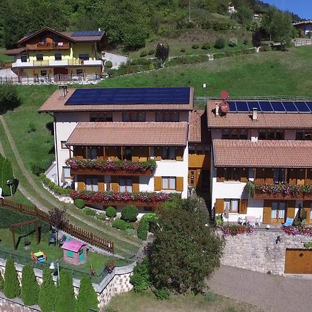 Residence Ronchi Molveno Exteriör bild