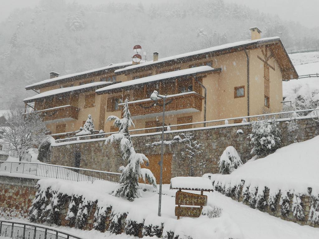 Residence Ronchi Molveno Exteriör bild