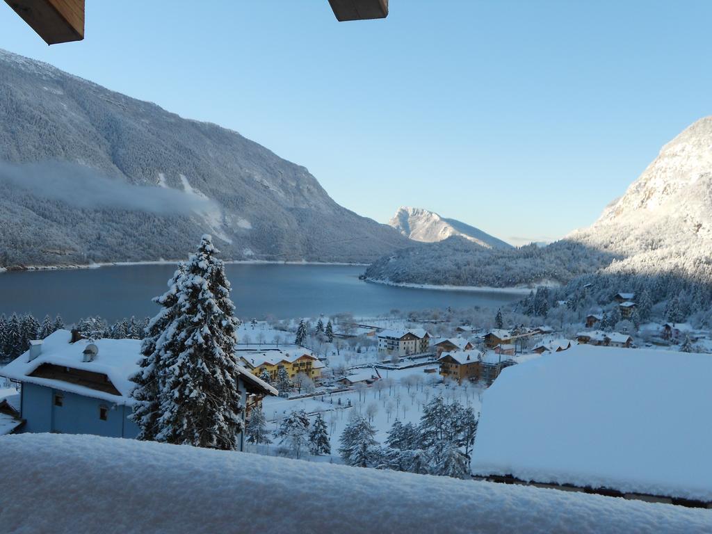 Residence Ronchi Molveno Exteriör bild